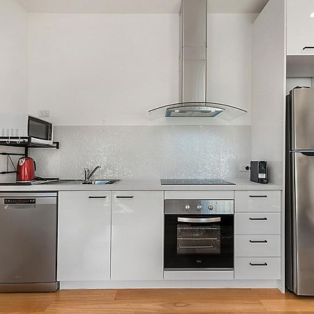 Comfy Studio With Shared Backyard Near Racecourse Carnegie Extérieur photo